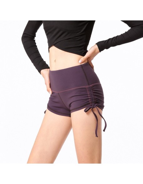 Women's outdoor yoga shorts for sports